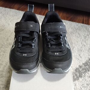 Boys Under Armour Assert Sneakers, Size 11 Little Kids
